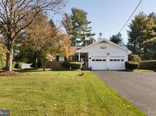 138 N Main St, Cranbury, NJ 08512