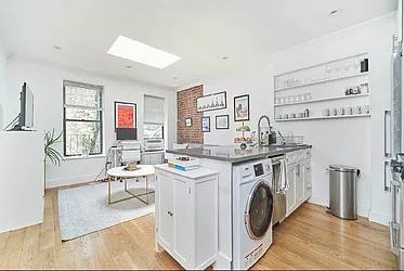 Rented by Living New York