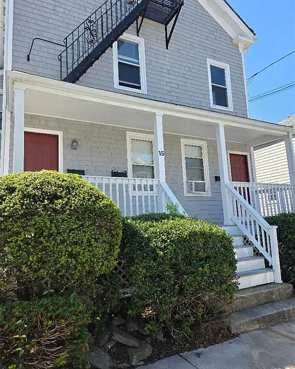 15 Webster St #2