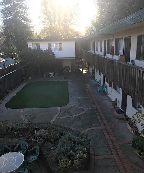 1520 San Anselmo Ave — Photo 2