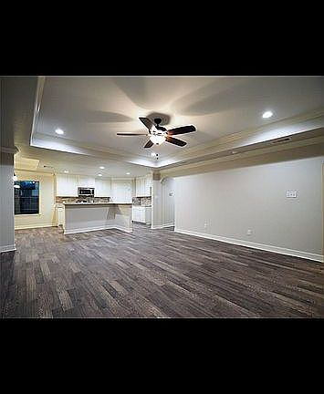 3rd image of 7202 Lake Melody Dr