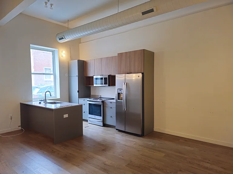 619 N 35th St #102 — Photo 3