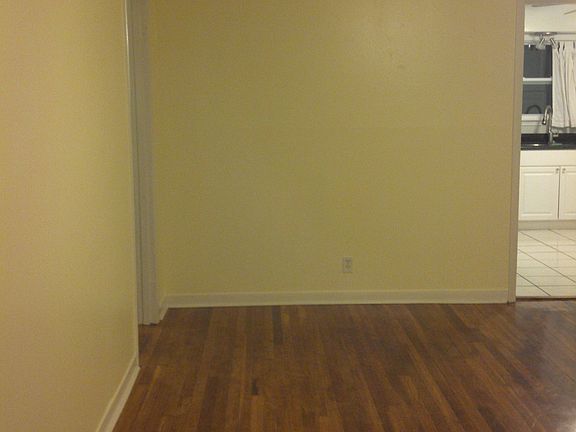 Living/dining combo