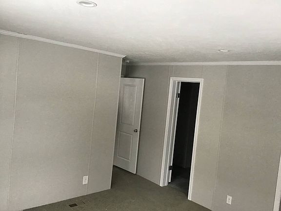 4th image of 1539 Huron Ct #175