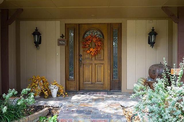 1st image of 7231 Crooked Oak Dr