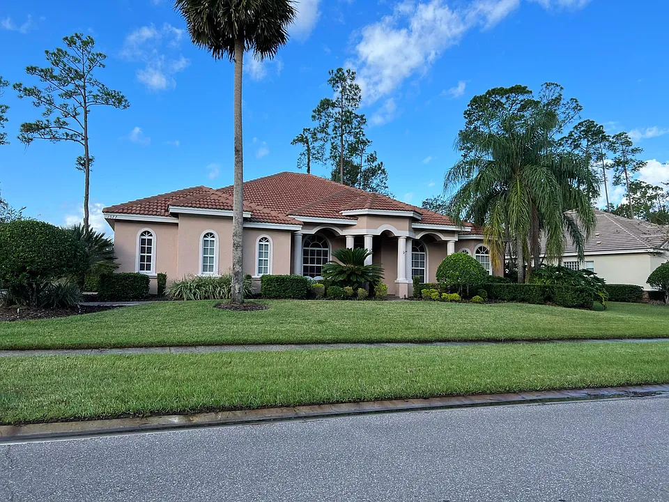 1577 Shadowmoss Cir