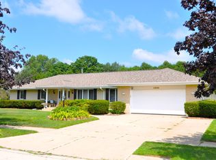 4866 Crested Butte Trl, Rockford, IL 61114