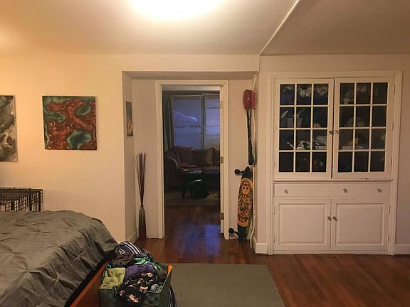 4th image of 197 N Lancaster St APT B