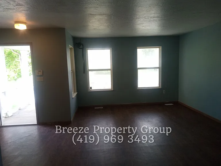1449 N Huron St — Photo 4