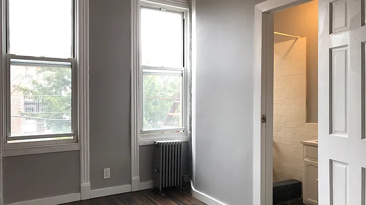 Rented by Nooklyn NYC LLC | media 10