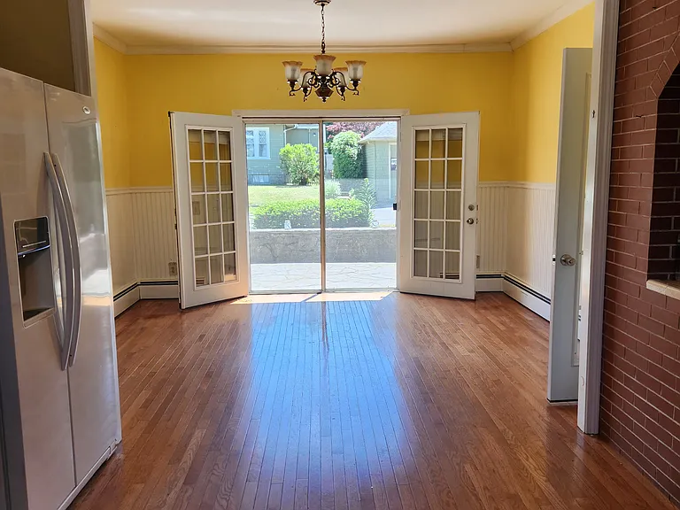 35 Fairview Ave #1 — Photo 5