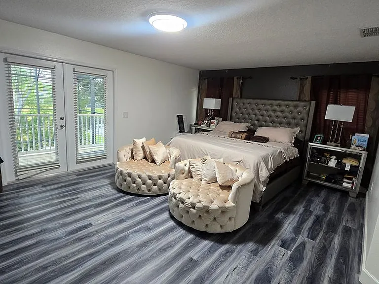 510 Brookeshire Dr — Photo 2