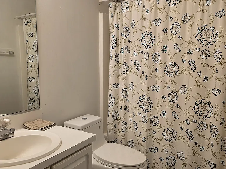 2837 Bridgeport Dr — Photo 18