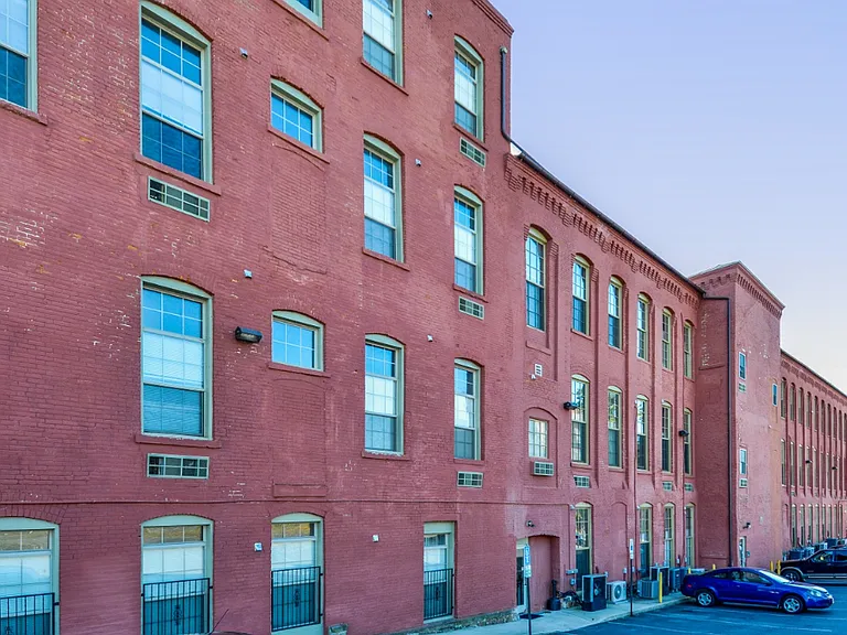 The Lofts at Silk Mill — Photo 18
