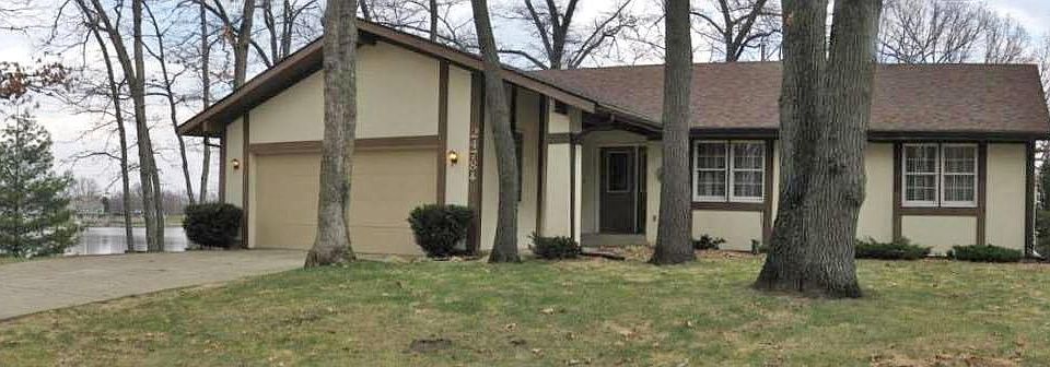 2nd image of 24784 Lakewood Dr