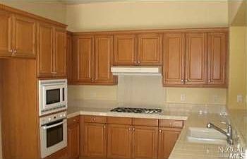 2nd image of 1914 Primrose Dr
