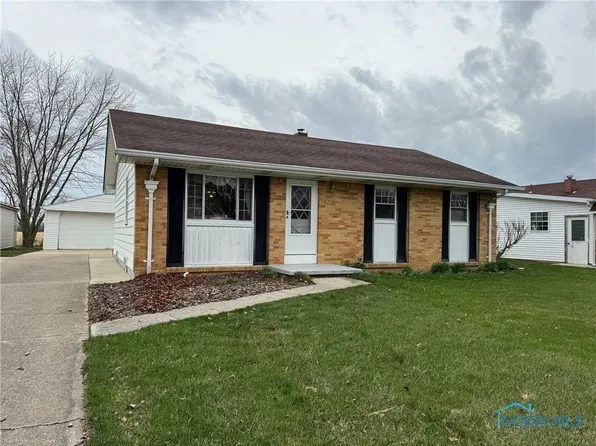 1316 Buckeye St, Genoa, OH 43430