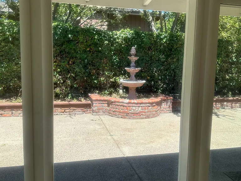 101 Shady Ln — Photo 31