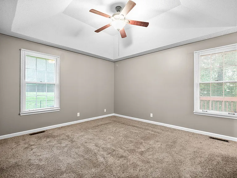 735 Cayce Dr — Photo 18