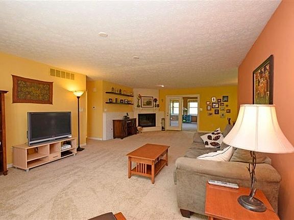 4th image of 6703 Netherland Dr