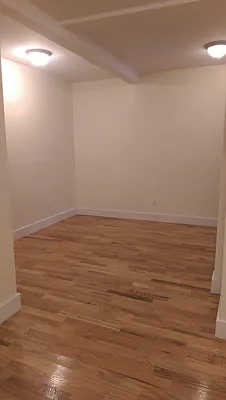 Rented by Lang Realty LLC | media 7