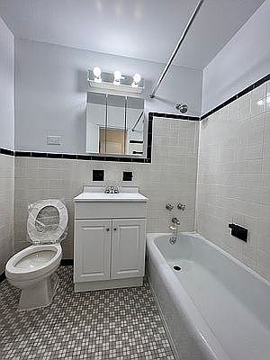 5th image of 45 W 132nd St APT 15H