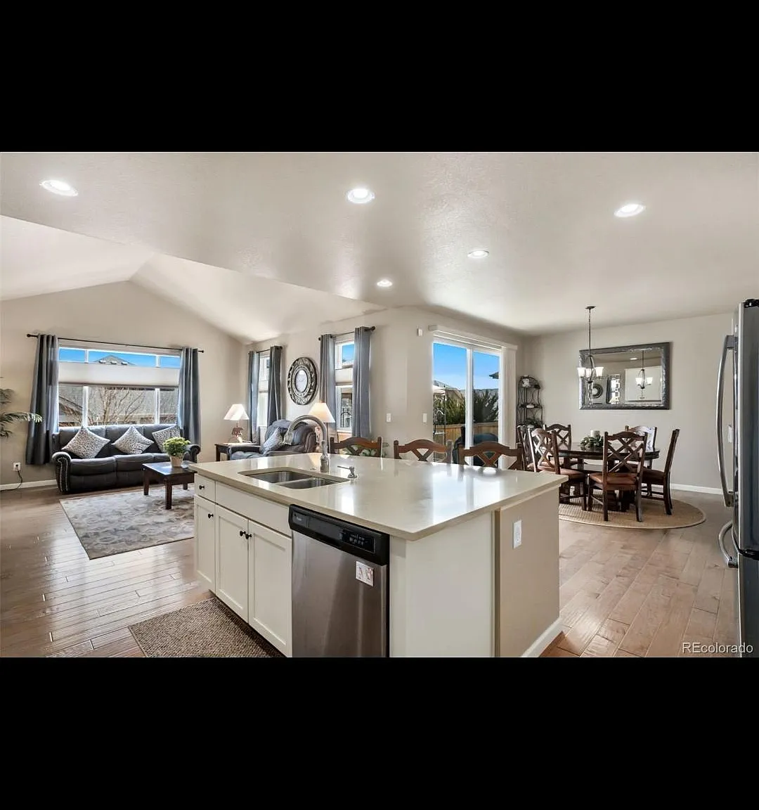 2892 Cooperland Blvd — Photo 2