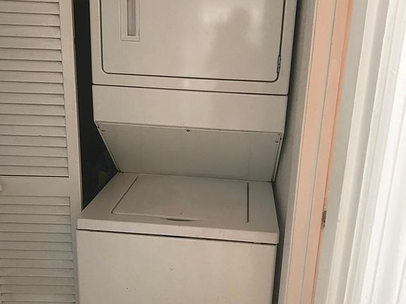 5th image of 1920 E Edgewood Dr E #7