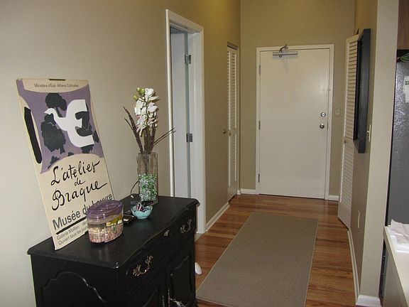 2nd image of 32 Haviland St #203