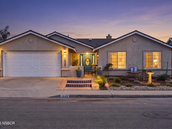 1420 W Calle Laureles, Santa Maria, CA 93458