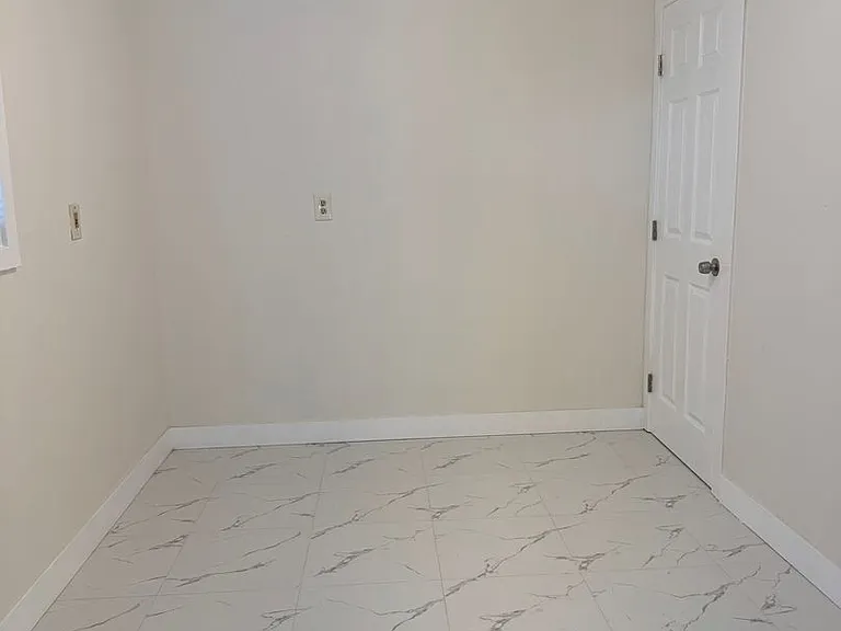 819 S Cypress Ave — Photo 36