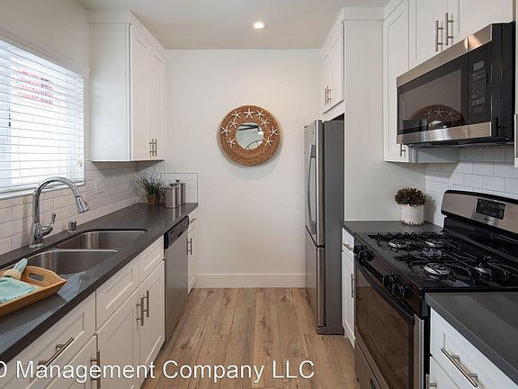 3rd image of 3435 Artesia Blvd #10