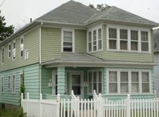 91 Colman St, New London, CT 06320