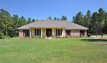 2nd image of 230 Hicks Rd