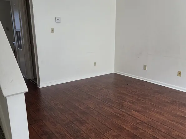 623 Wassamassaw Rd APT D, Summerville, SC 29483