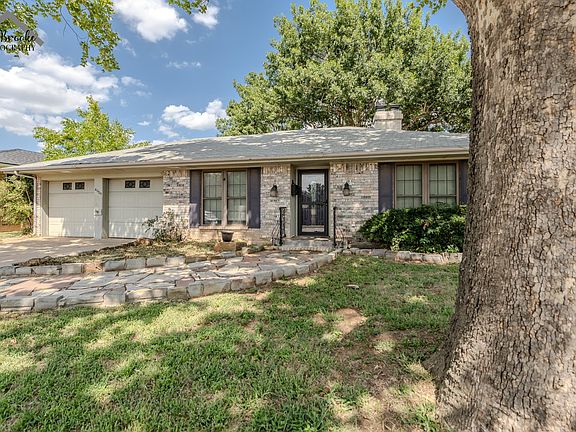 2nd image of 4659 Brookdale Dr