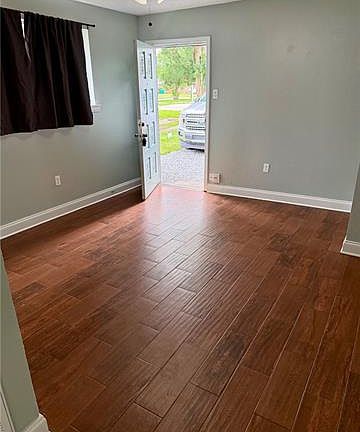 4th image of 718 Lake Ave