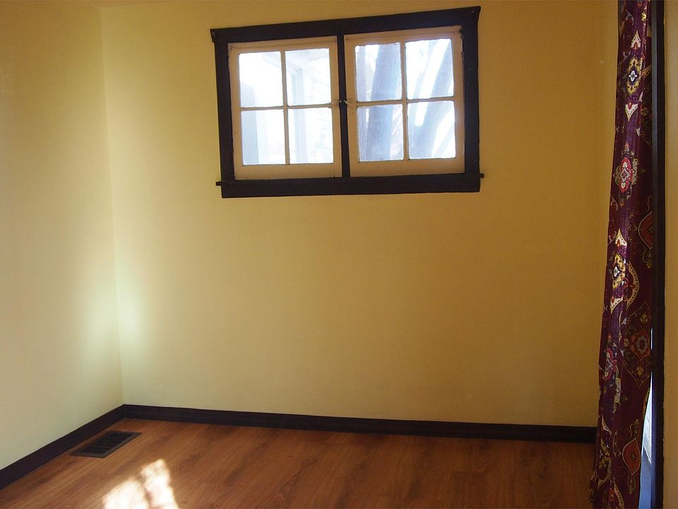 1st floor bedroom