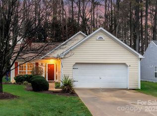 7335 Henderson Park Rd, Huntersville, NC 28078