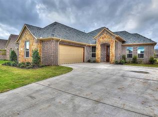 3237 Boat Landing Trl, Granbury, TX 76049