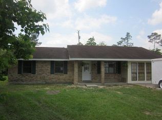 25 Lee Cir, Picayune, MS 39466