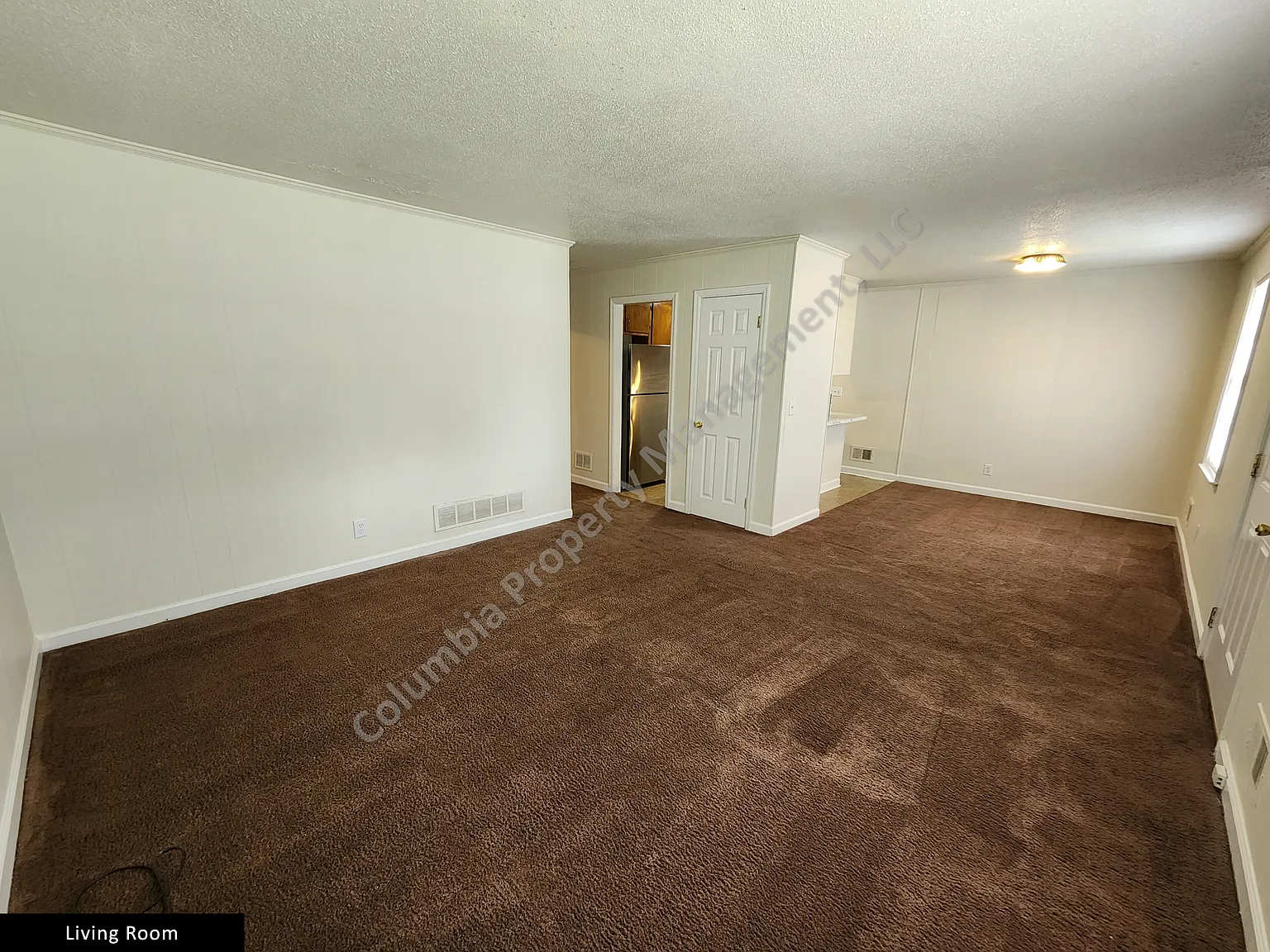 2 bed, 1000 sqft, $1,150 — Photo 4