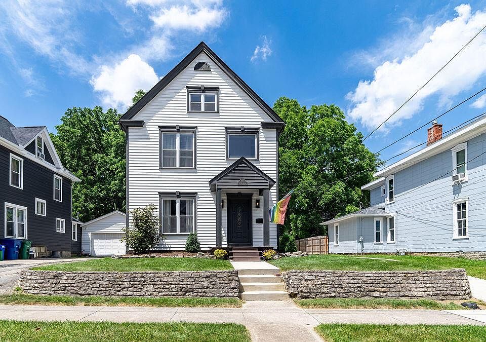 1st image of 112 Oak Hill Ave