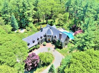 2 Hartford St, Medfield, MA 02052