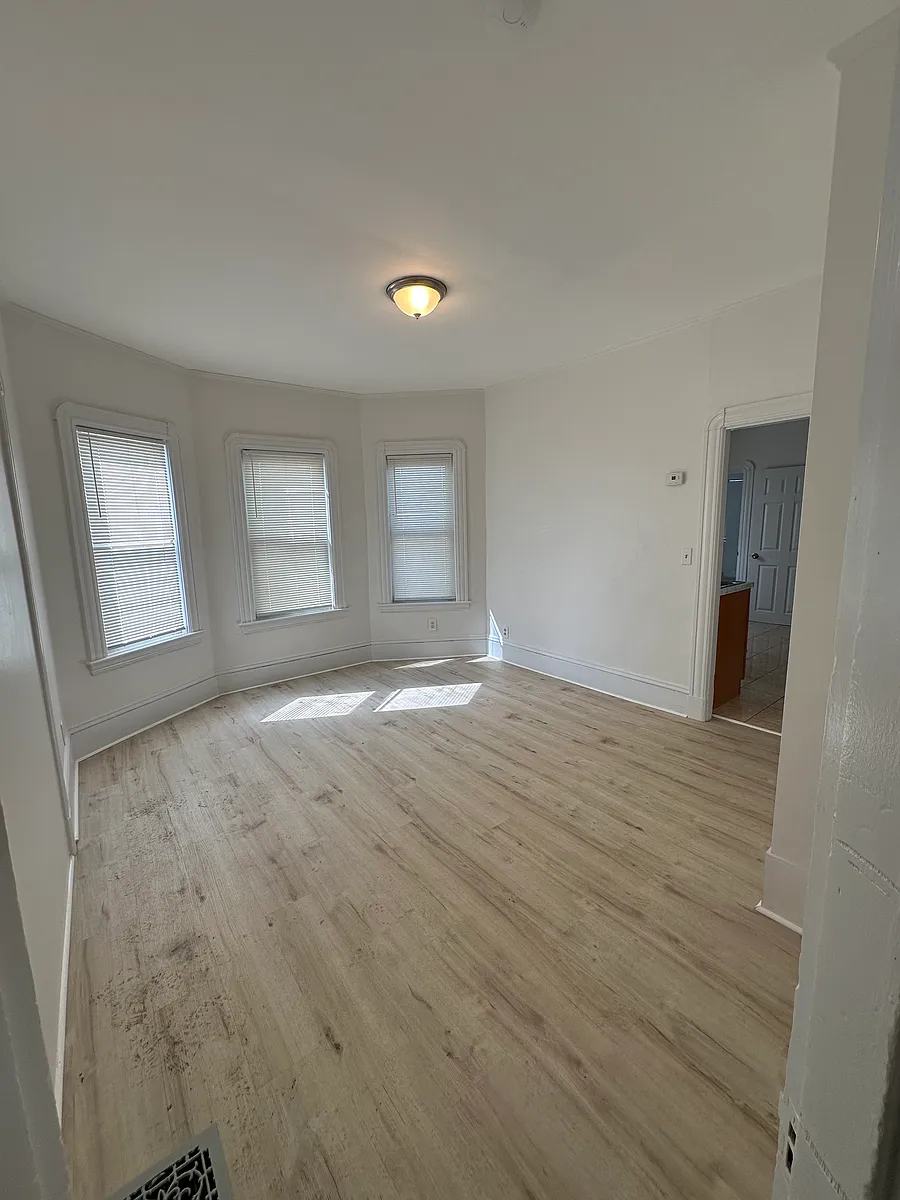 Building Photo - 53-55 Judson St #1