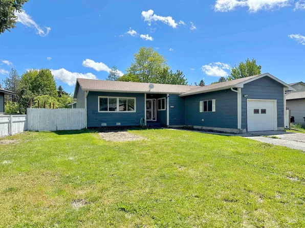 652 Lund Ln, Moscow, ID 83843