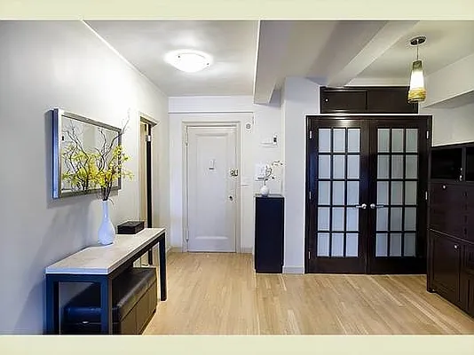 Sold by Stribling | media 11