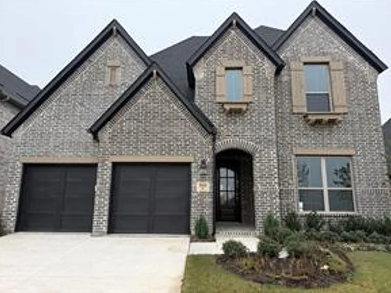 509 Wexford Dr — Photo 1