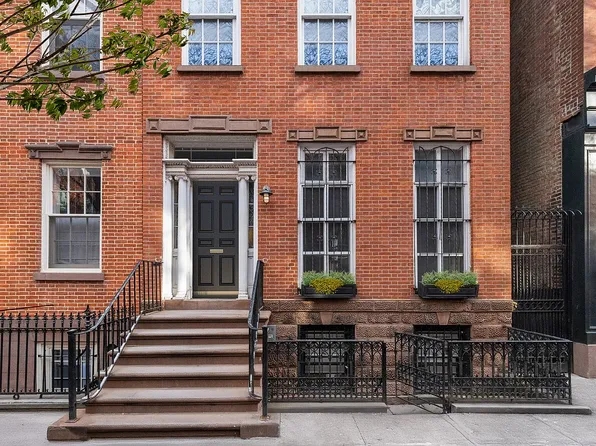 262 W 11th St, New York, NY 10014