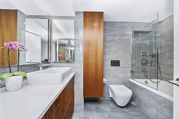 Sold by (Legacy) Elegran | media 20